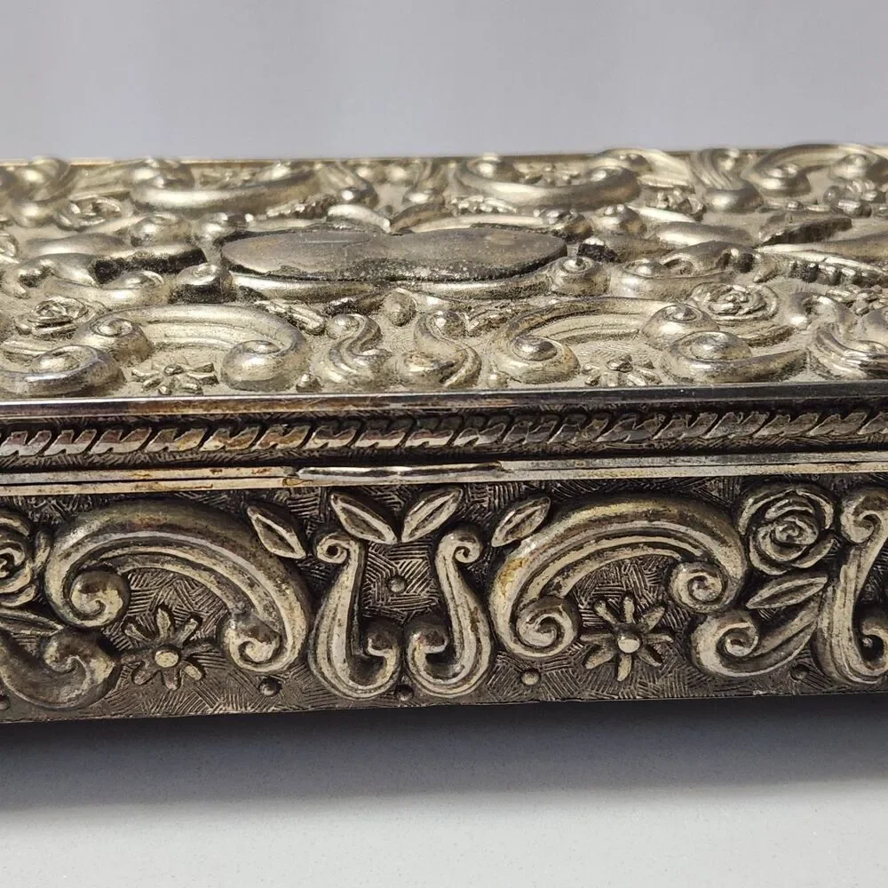 Godinger Vintage 1992 Silver Plate Ornate Rectangle Jewelry  Hinged Box Velvet